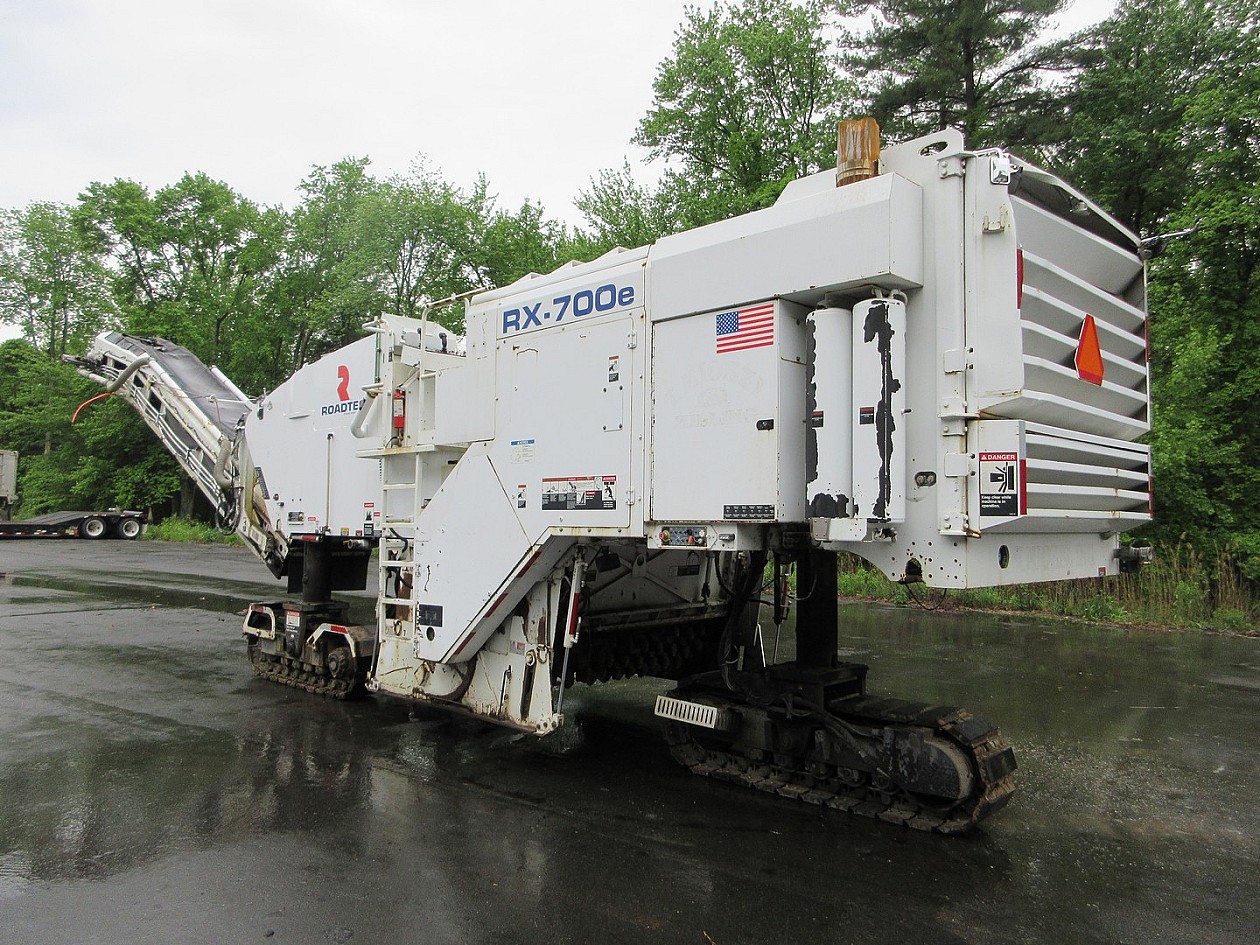 2017 Roadtec RX-700E Tracked Milling Machine