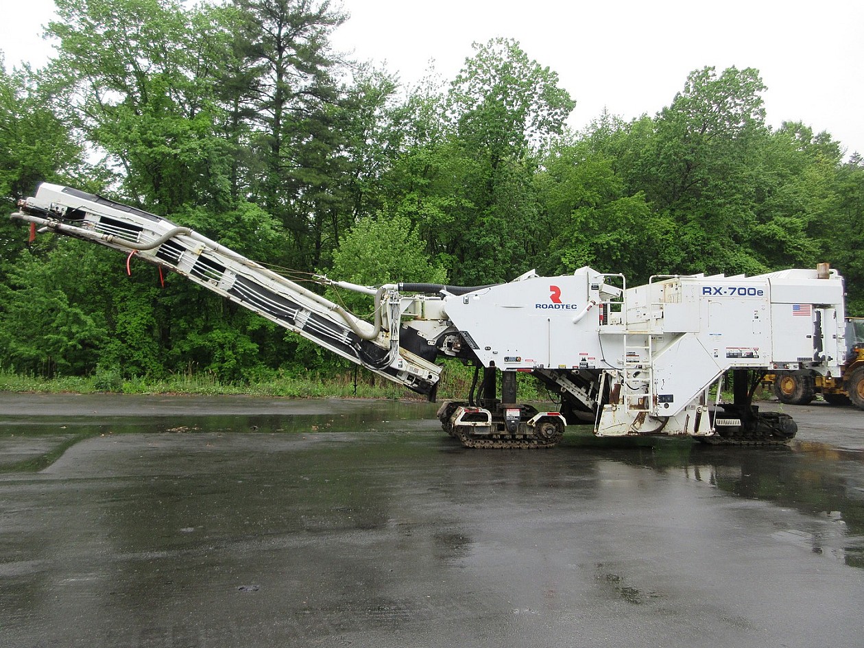 2017 Roadtec RX-700E Tracked Milling Machine