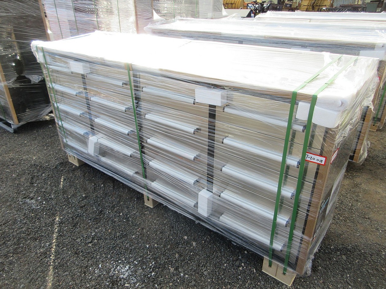 7' TOOL CHEST/WORKBENCH