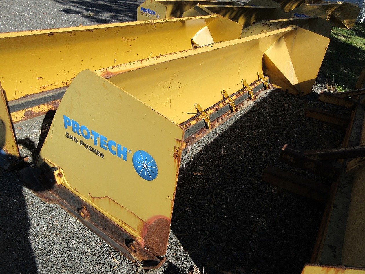 PROTECH 12' SNOW PUSHER WITH RUBBER EDGE