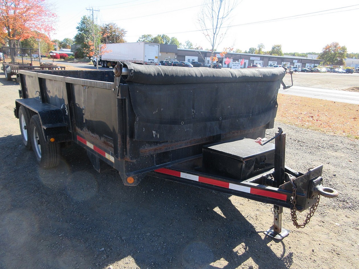 2011 CAM T/A DUMP TRAILER