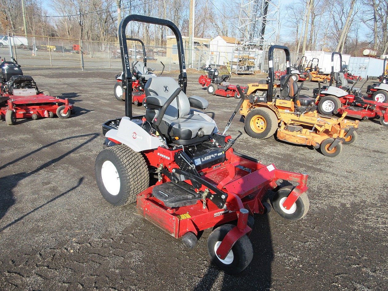 EXMARK LAZER Z ZERO TURN MOWER